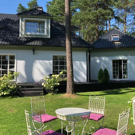 Muusa With A Cozy Sauna, Swimming Pool And Large Beautiful Garden ヴィラ