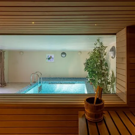 Muusa With A Cozy Sauna, Swimming Pool And Large Beautiful Garden タリン