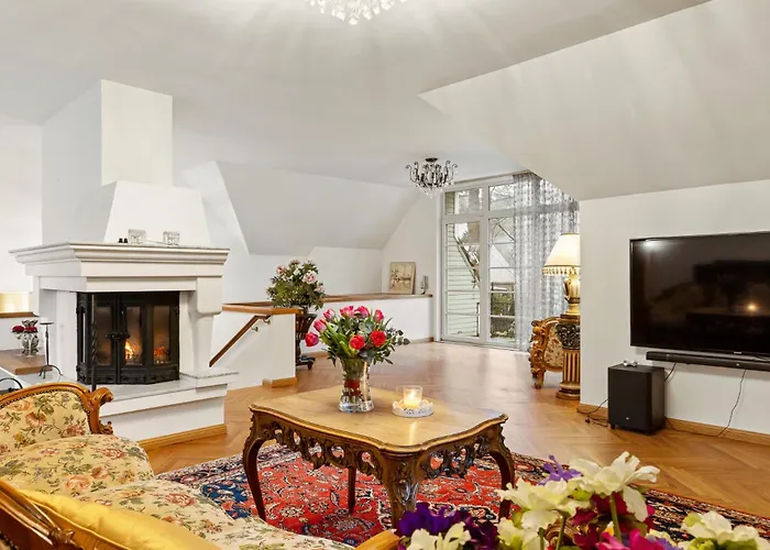 Muusa With A Cozy Sauna, Swimming Pool And Large Beautiful Garden