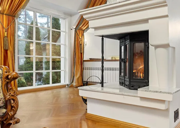 Willa Muusa With A Cozy Sauna, Swimming Pool And Large Beautiful Garden Tallin